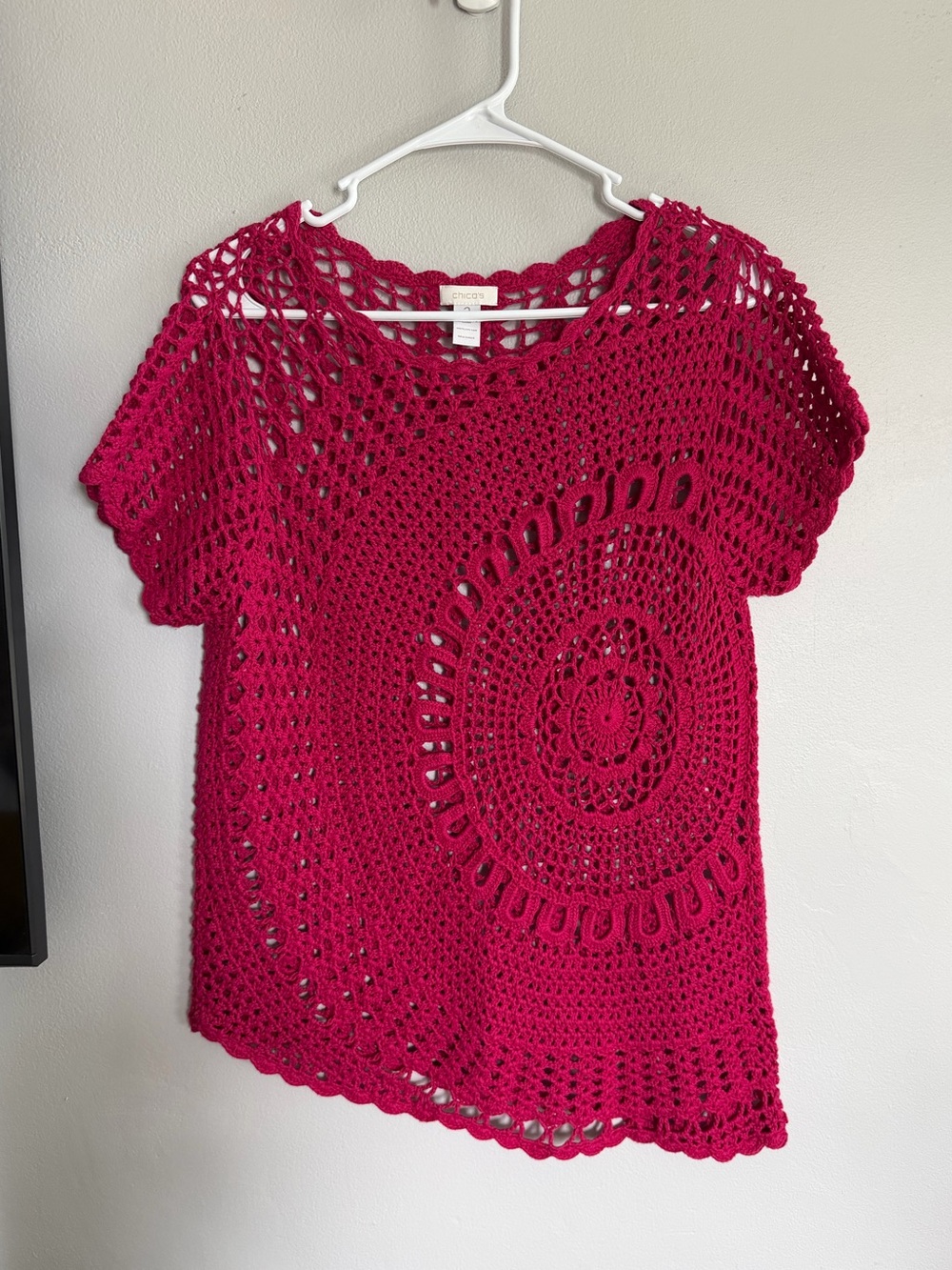 Chicos Magenta Crochet Open Knit Asymmetrical Top Pink Cotton Boho Womens 2 S/M